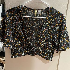 H&M floral crop top